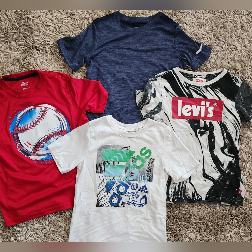 SZ S/M boys shirts